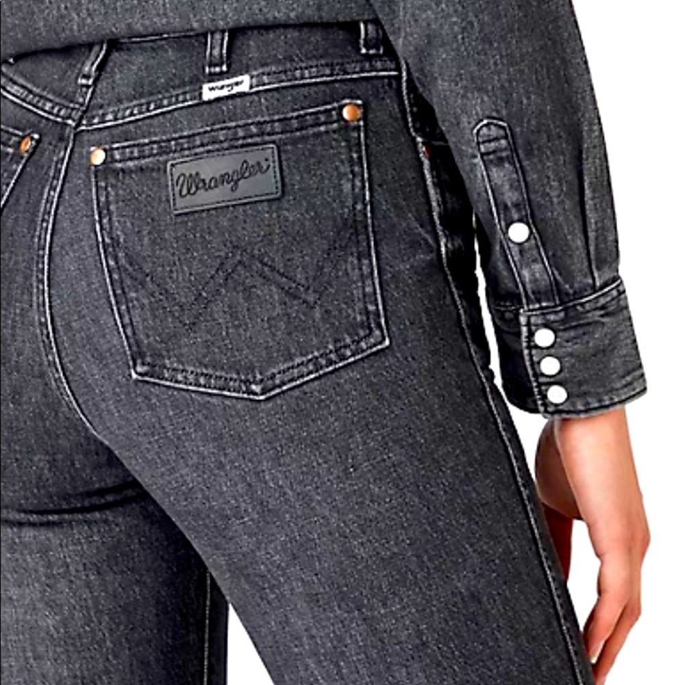 Wrangler high rise straight 24